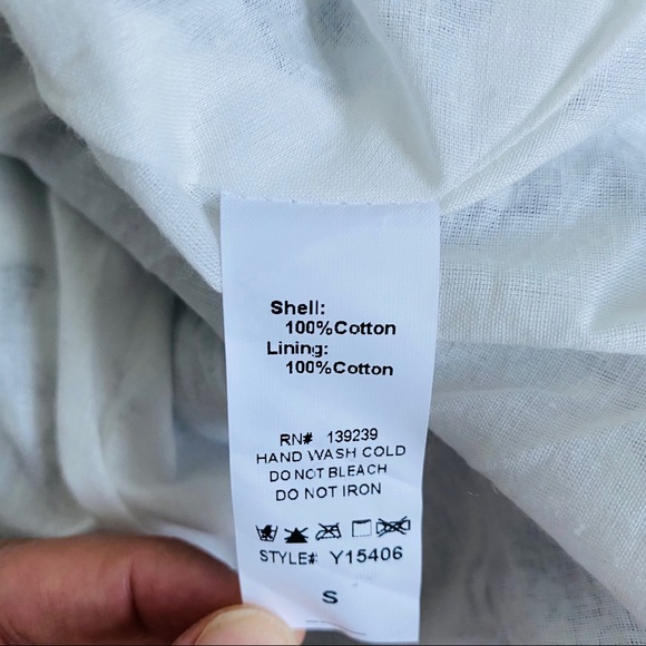 Do+Be Cold Shoulder Dress Size Small - Picture 5 of 5